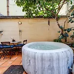 Timeless 3br Townhouse With Hot Tub * Sliema